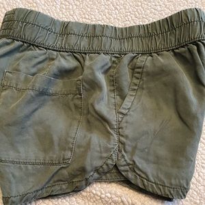 American Eagle (army) green shorts